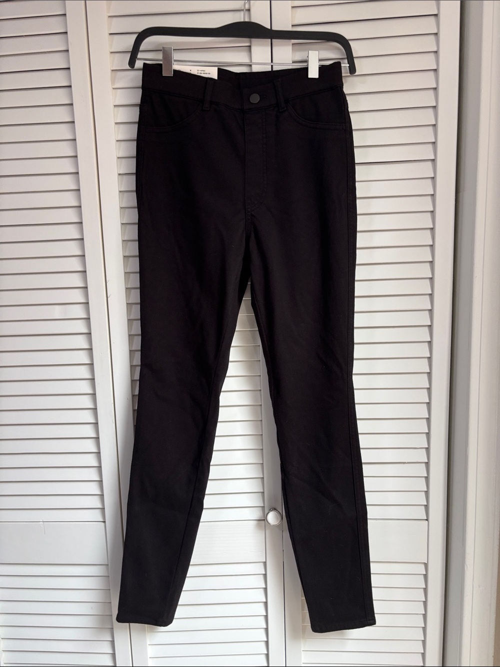 NWT Uniqlo Women’s Heattech Black Skinny Stretch Jeans